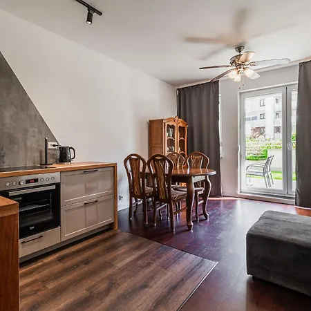 Rentplanet - Piekna Z Tarasem Apartmán