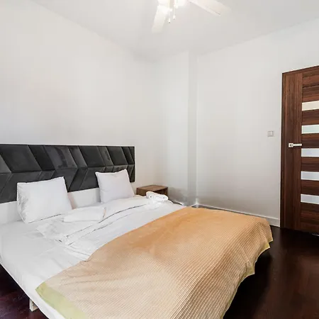 Rentplanet - Piekna Z Tarasem Wroclaw