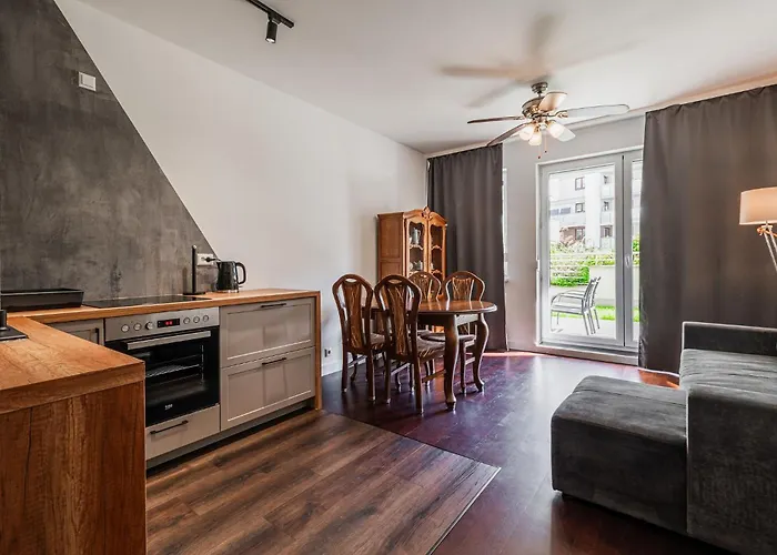 Rentplanet - Piekna Z Tarasem Apartman