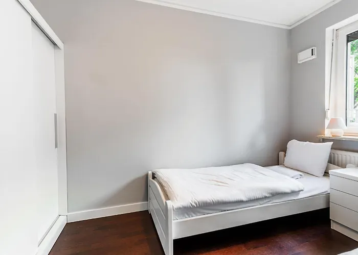 Rentplanet - Piekna Z Tarasem Apartmán *